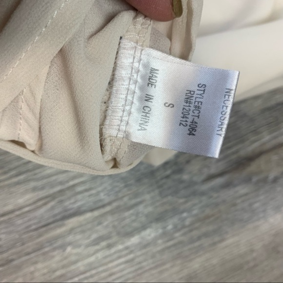 Colton Candy Creamy White Tank with Cut Out Strappy Detail Size Small - Picture 15 of 15